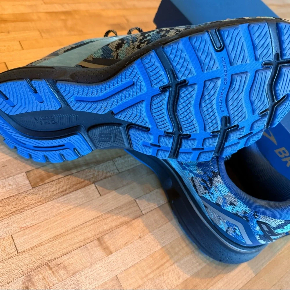 Brooks Ghost 15 Blue and Black Camo Running Shoes Men’s 9 Med/D - Picture 13 of 16